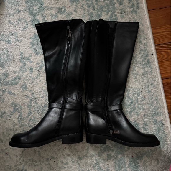 Blondo Leather Knee-High Boots - Picture 4 of 5